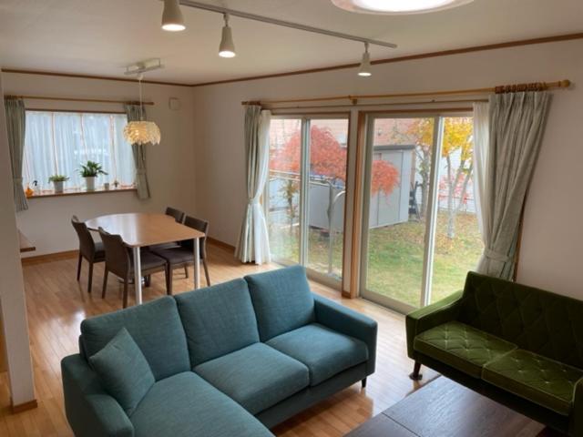 Guesthouse　You&I Fujikawaguchiko Ngoại thất bức ảnh